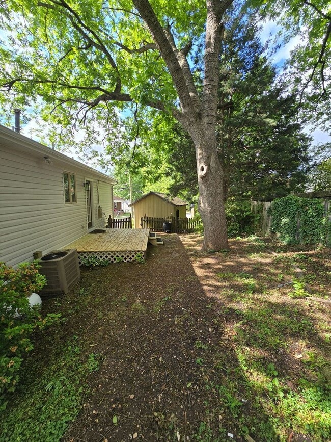 Building Photo - NEWLY REMODELED 3 bedroom house in Colonial Heights