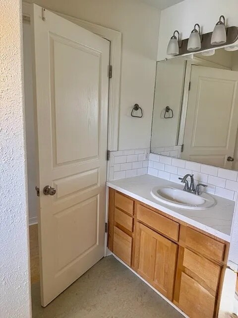 Building Photo - 4540 NE 20th Ave