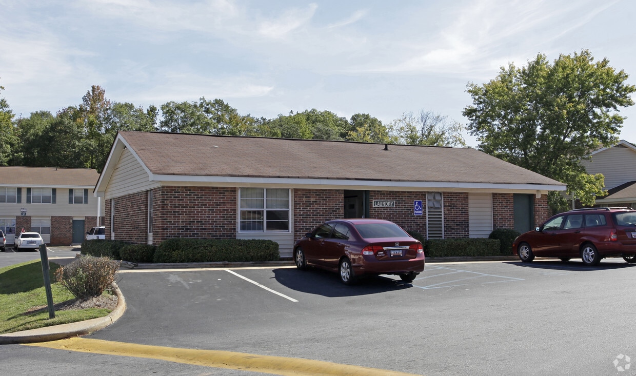 Fairview Gardens Apartments Anderson