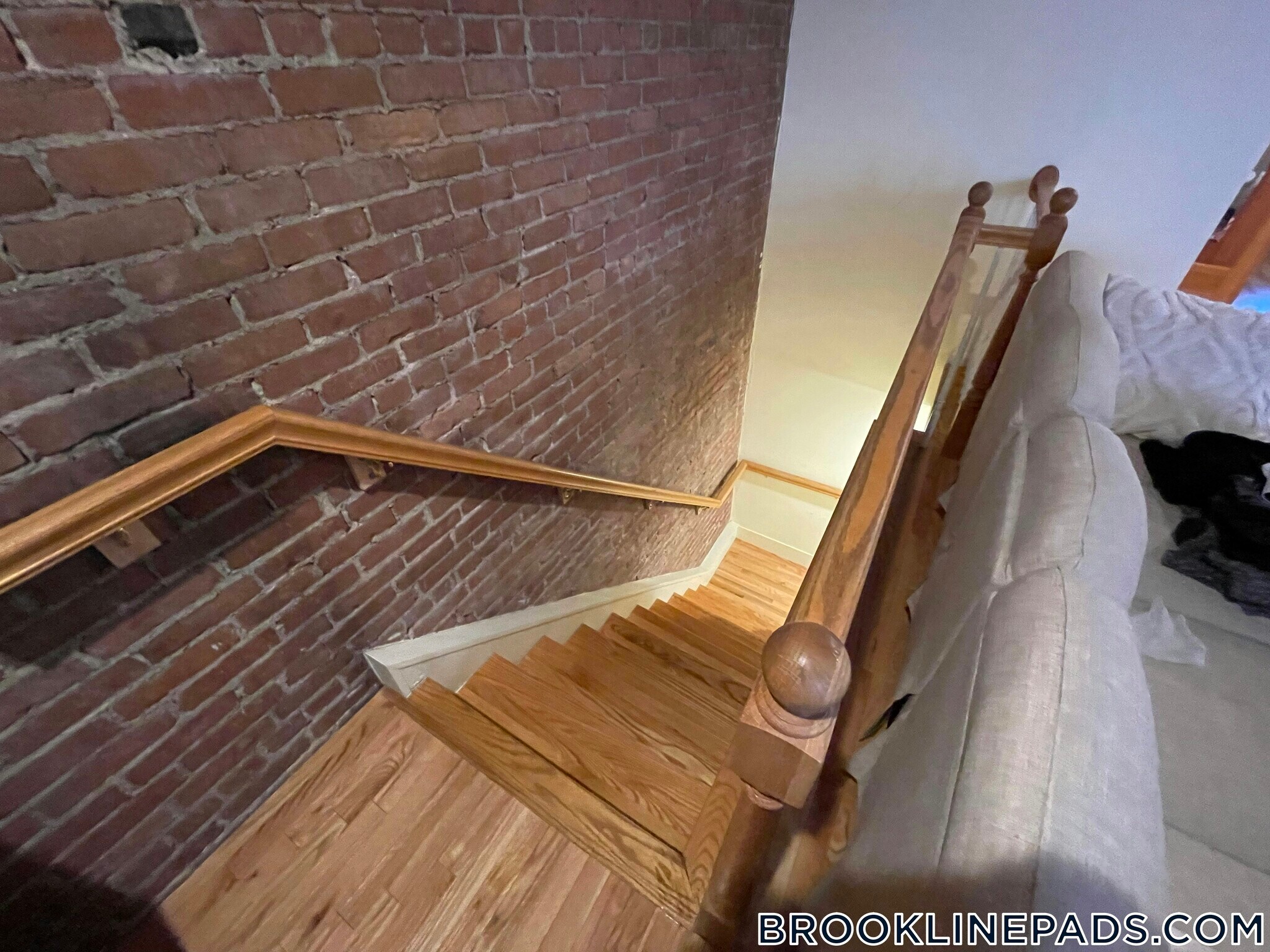 Building Photo - 1404 Beacon St