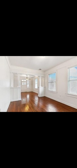 Building Photo - 3416 Milan St