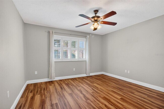 Building Photo - 6660 Cape Hatteras Way NE