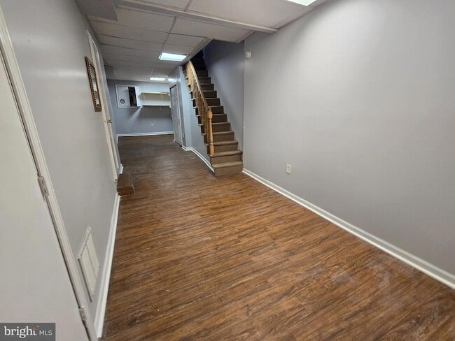 Building Photo - 1726 N Lindenwood St