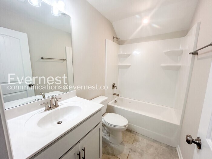 Building Photo - 2760 Sparrowgap Trl