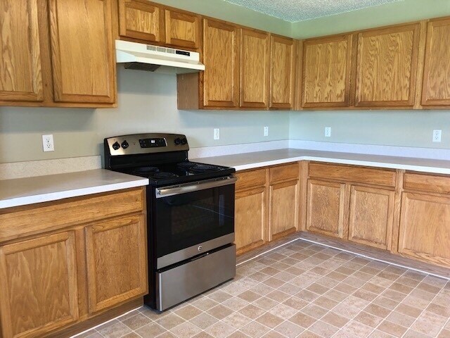 Building Photo - AVALON PARK!MOVE IN NOW! LARGE 5bd 2.5 bat...