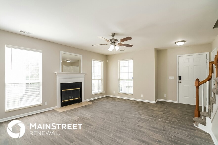 Building Photo - 6132 Hampton Hall Way