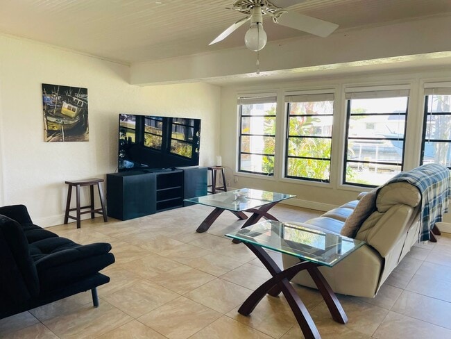 Building Photo - **CURRENTLY OFF MARKET**