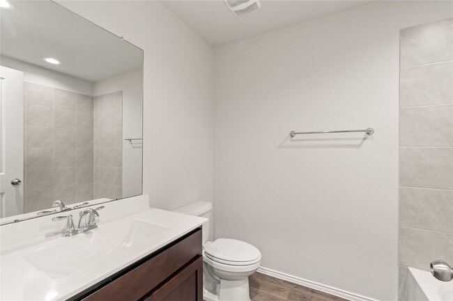 Building Photo - 6414 Clyde Arbor Dr