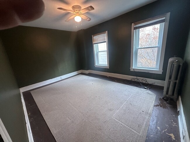 Building Photo - 28 S Charles St