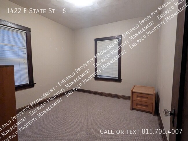 Building Photo - 1422 E State St