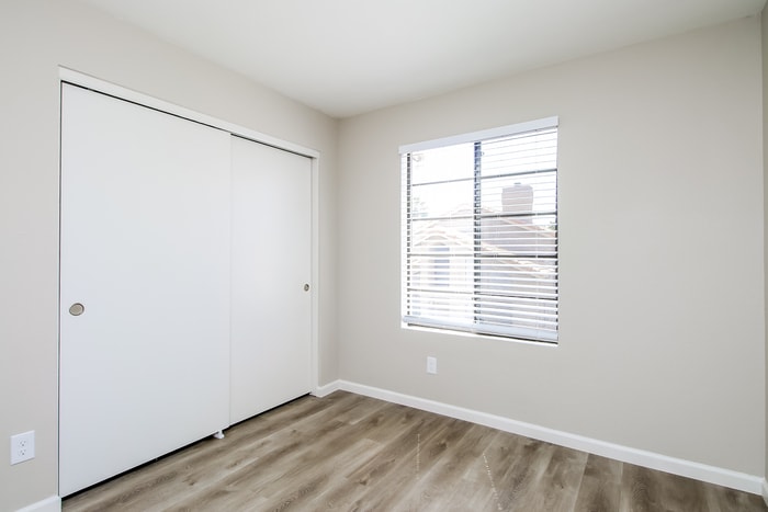 Building Photo - 1423 N Dana St