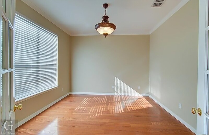 Building Photo - 110 Diana Dr