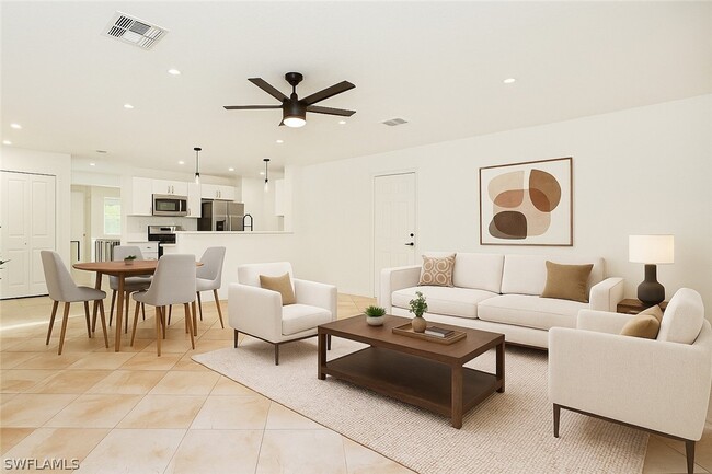 Building Photo - 3148 Apache St