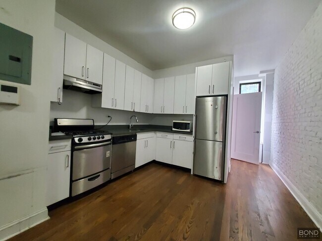 Primary Photo - 234 E 89th St