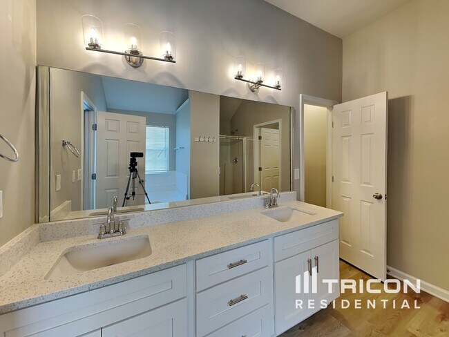 Building Photo - 4289 Defoors Farm Trail