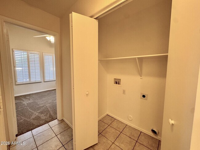 Building Photo - 21303 N 79th Dr