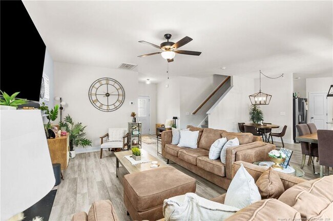 Building Photo - 163 Olan Dr