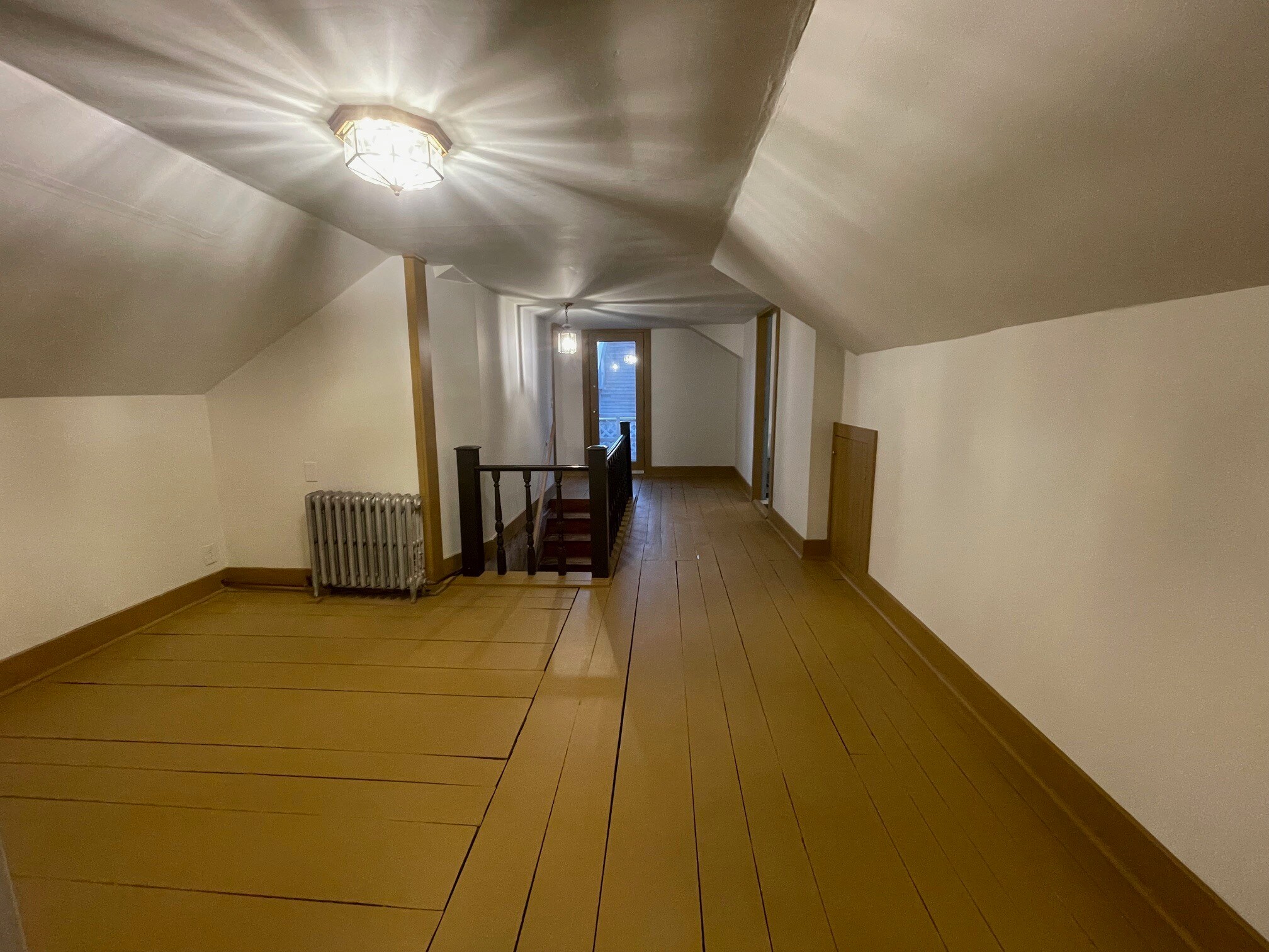 Living - 252 George Wright Rd