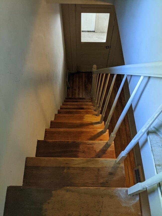 Building Photo - 4021 Neff Ave