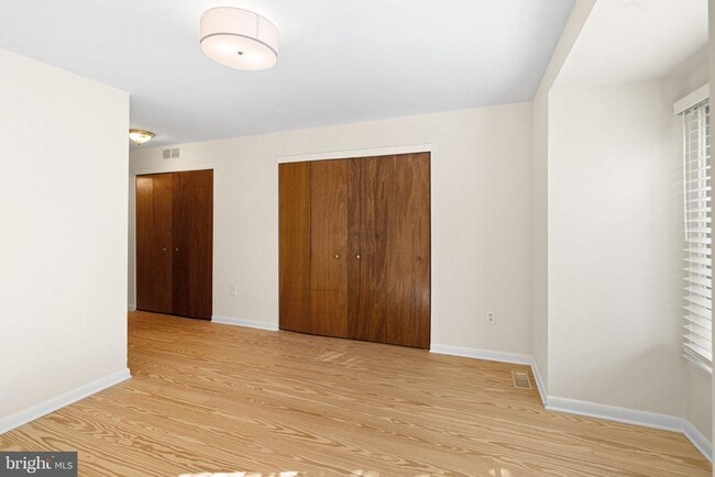 Building Photo - 751 N Ringgold St