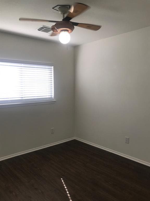 Building Photo - 26840 Wellington Ct