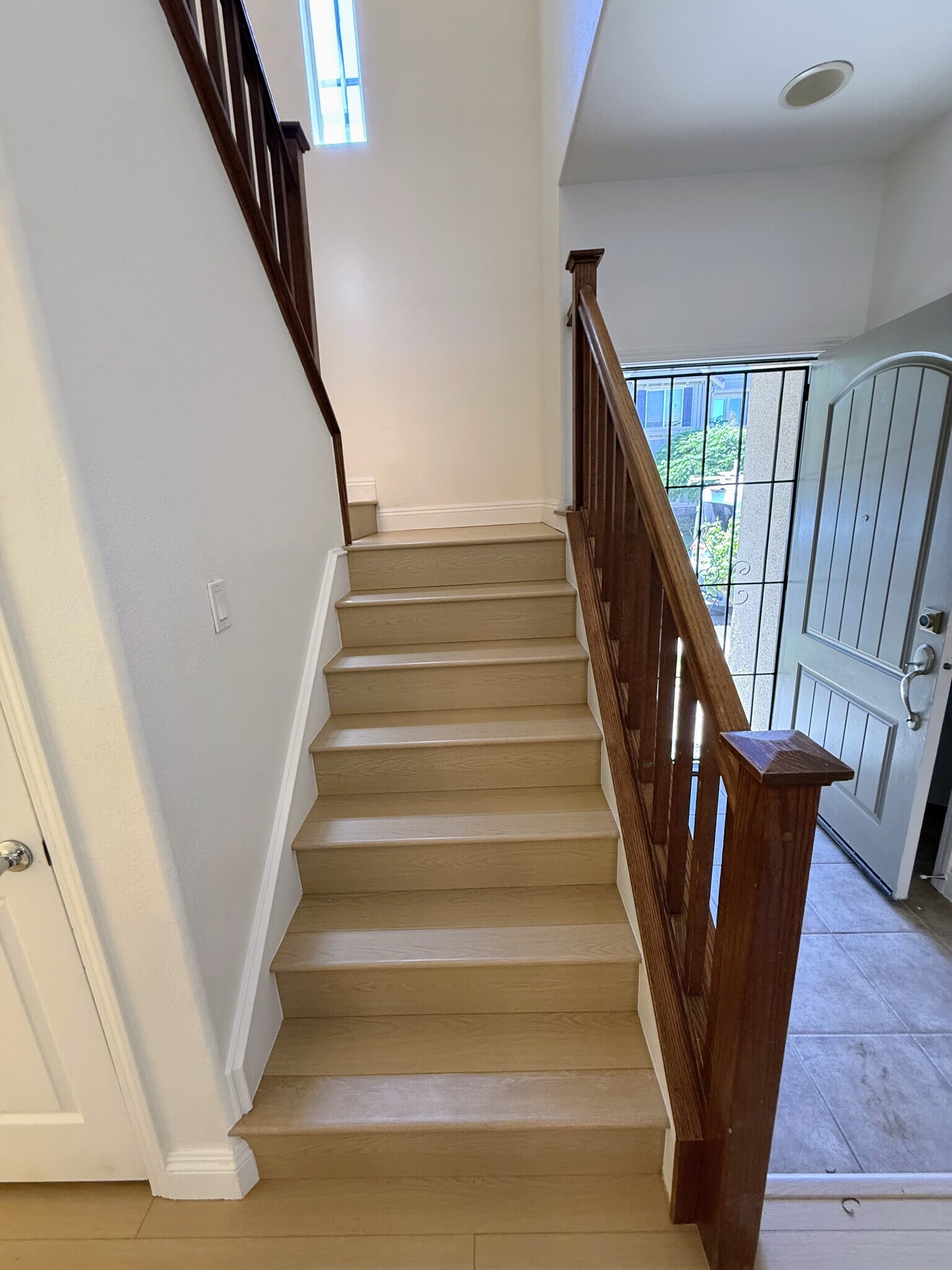 Building Photo - 5424 Knotty Pine Way