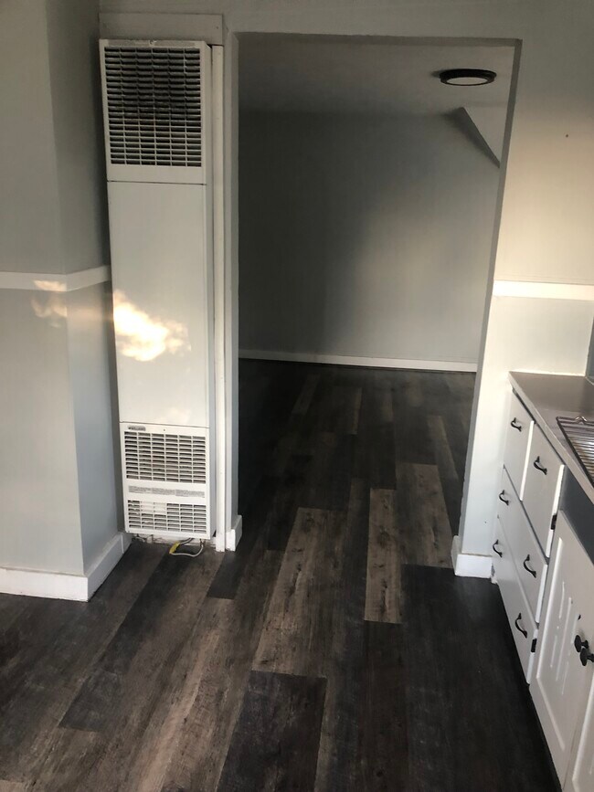 Building Photo - 2502 N Calispel St