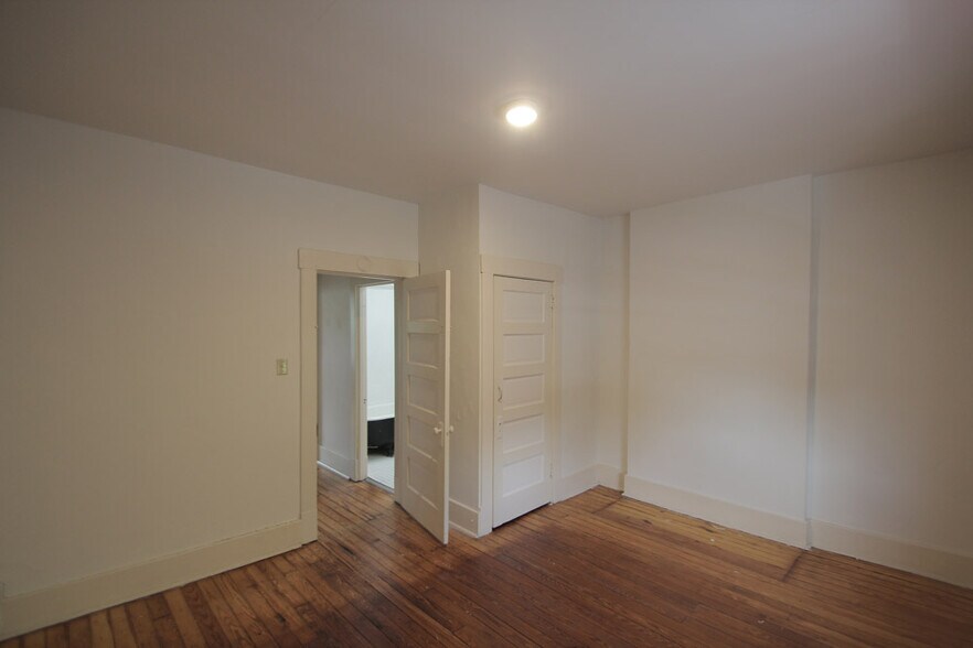 Building Photo - 124 S Trenton Ave