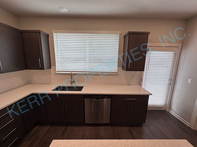 Building Photo - Spacious 3-Bedroom Townhouse with solar power in Happy Valley with 2.5 Bathrooms & 2105 Sq Ft of ...