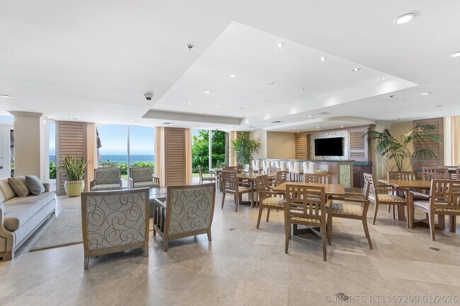 Building Photo - 3700 S Ocean Blvd