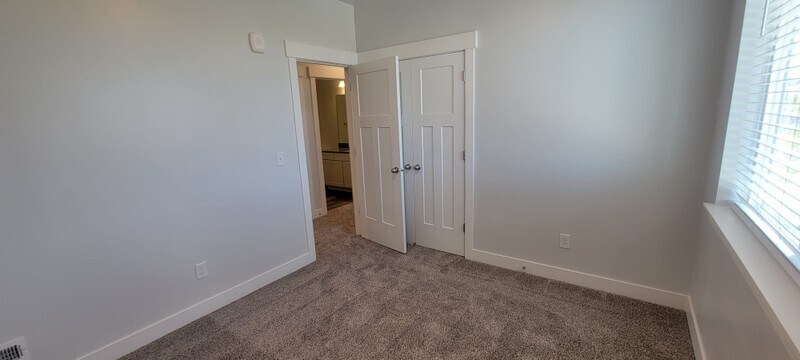 Building Photo - 13536 Poole Dr