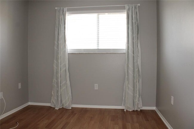 Building Photo - 4024 13th Ave W