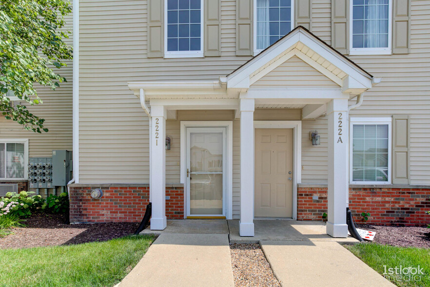 Building Photo - 222 Bertram Dr