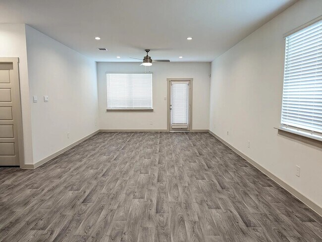 Building Photo - 12808 Tokenhouse Ln