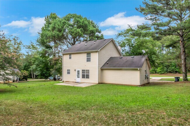 Building Photo - 97 Livingston Ln