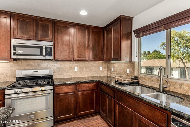 Building Photo - 6940 E Cochise Rd