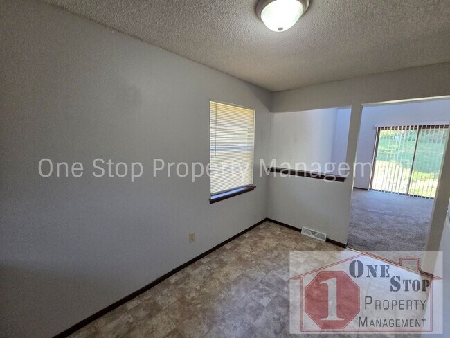 Building Photo - 17312 East 49th St Ct S
