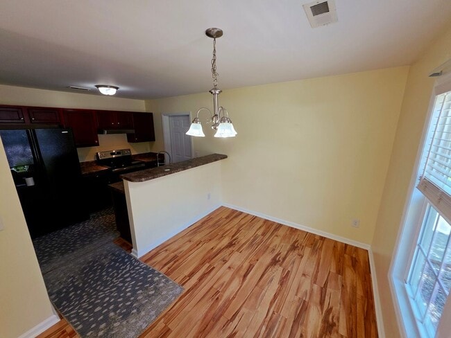 Building Photo - 4Br, 2Ba in Ashbury Park!