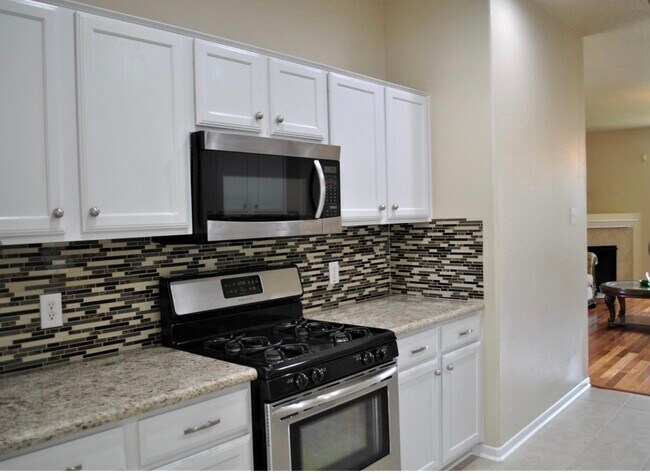 Building Photo - 19438 Juniper Vale Cir