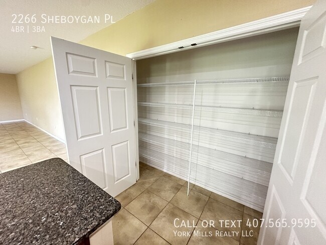 Building Photo - 2266 Sheboygan Pl