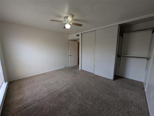 Building Photo - 8560 Park Ln