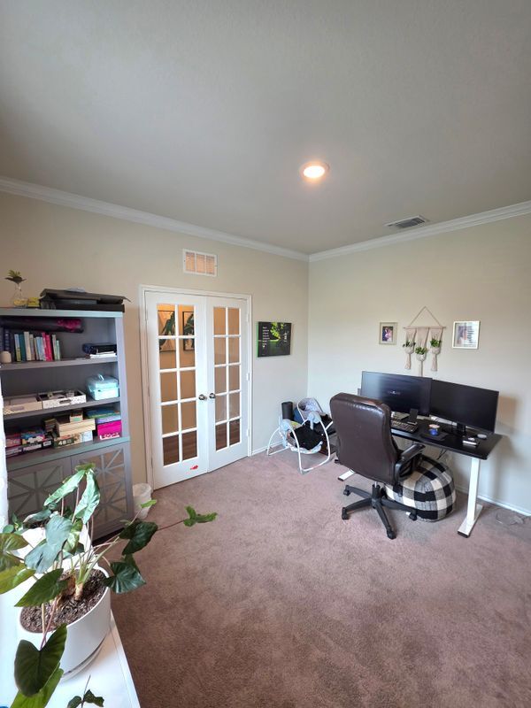 Building Photo - 350 Bedford Falls Ln