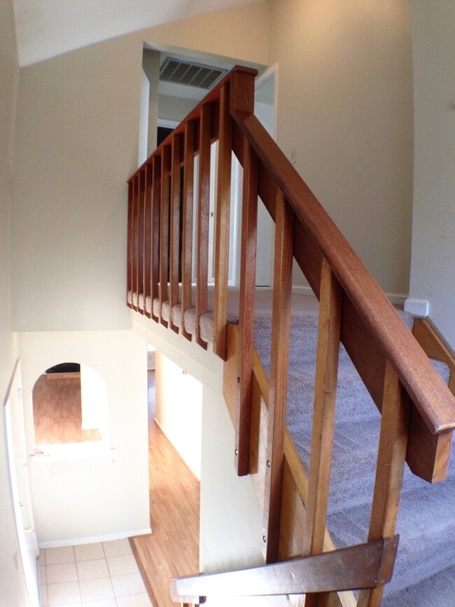 Building Photo - 5436 Chatham Lake Dr