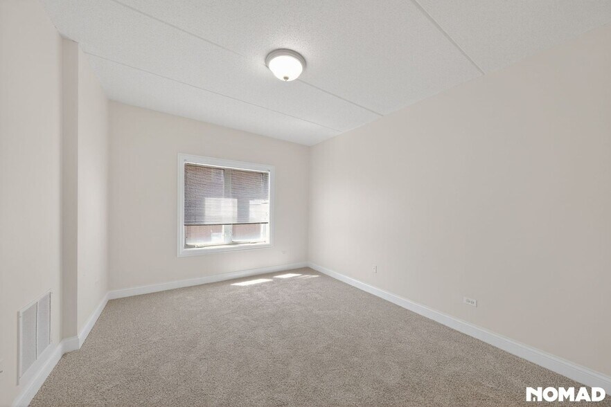 Building Photo - 787 Graceland Ave