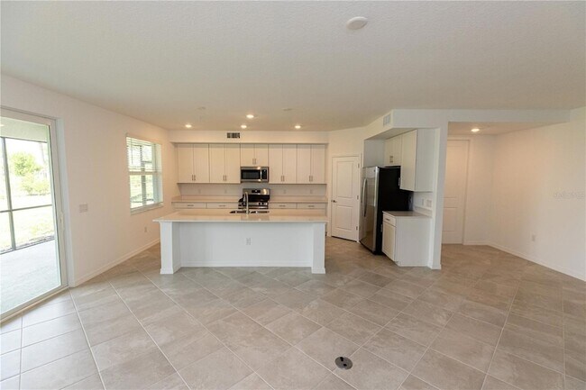 Building Photo - 16524 Kingwood Ln