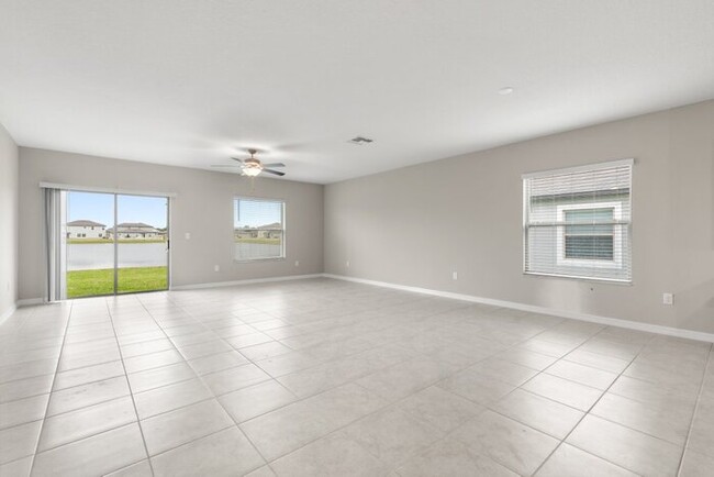 Building Photo - LIKE NEW Home For Rent in Creek Preserve!