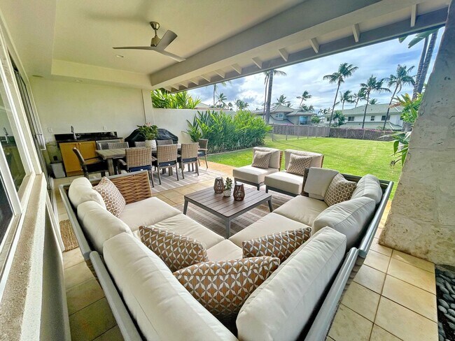 Building Photo - Kai Malu at Wailea luxury furnished townhome, 24-panel PV system, 3 bedroom 2.5 bathroom -Availab...