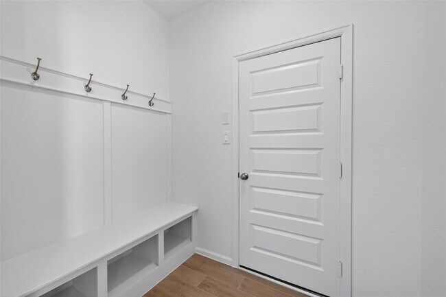 Building Photo - 10730 Aquila Star Dr