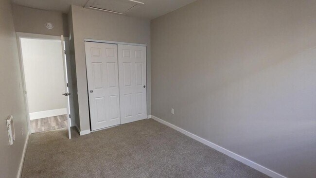 Building Photo - 3967 Hayesville Dr NE