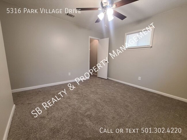 Building Photo - 5316 Park Village Dr